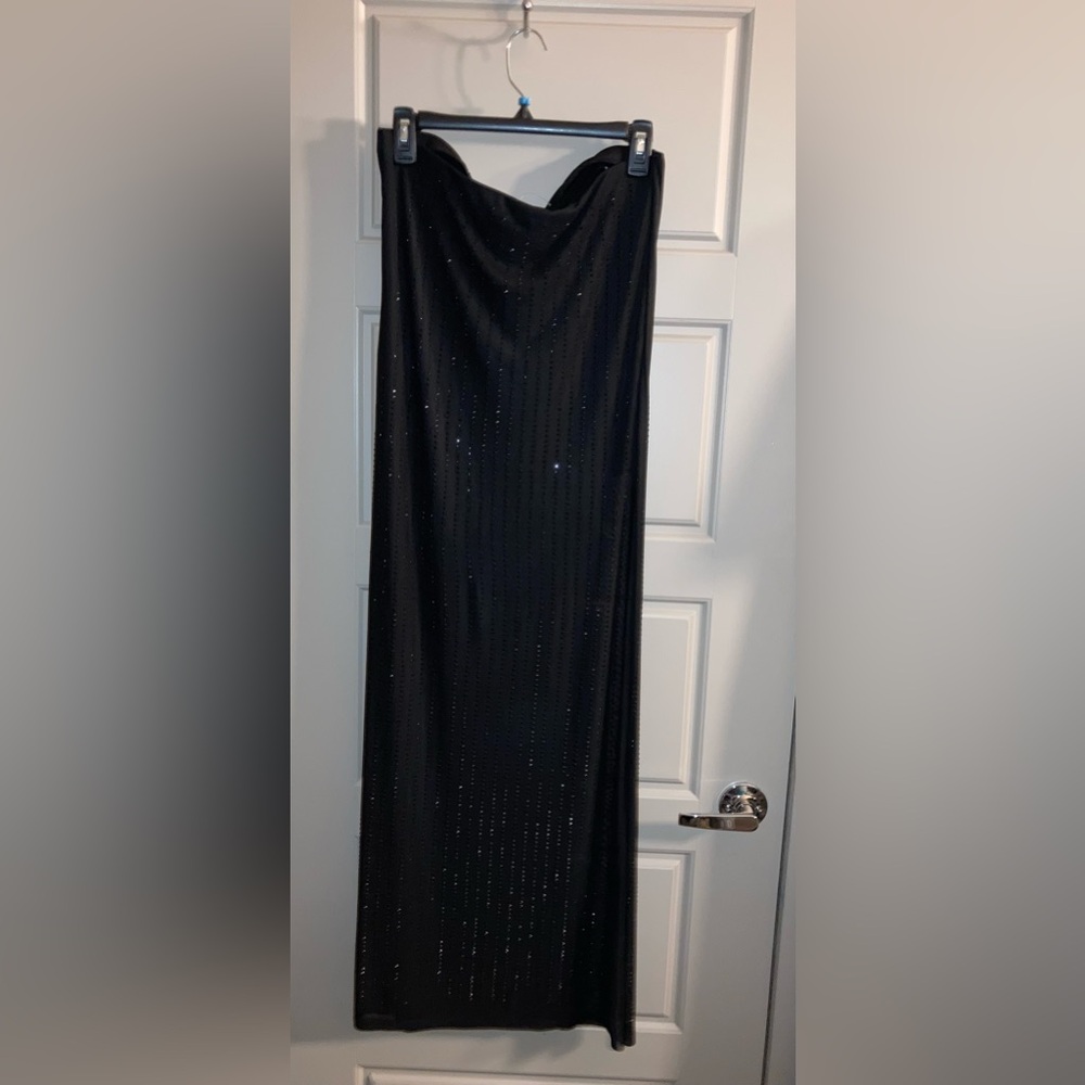 NWOT RHINESTONE TUBE MIDI DRESS